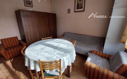 FINREA│Predaj rodinný dom na pozemku 1602 m² - Pov. Bystrica