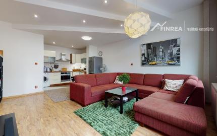 FINREA│3 izbový zariadený byt( 80m2 ) Vrútky-Centrum