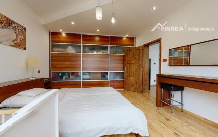 FINREA│3 izbový zariadený byt( 80m2 ) Vrútky-Centrum