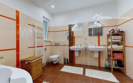 FINREA│3 izbový zariadený byt( 80m2 ) Vrútky-Centrum