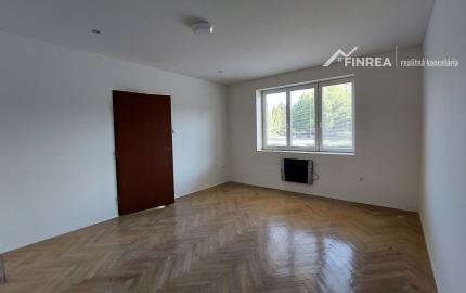 FINREA│Prenájom 2 izbového bytu vhodného aj na kancelárske účely, Martin centrum, 85m2