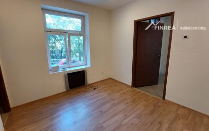 FINREA│Prenájom 2 izbového bytu vhodného aj na kancelárske účely, Martin centrum, 85m2