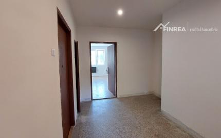 FINREA│Prenájom 2 izbového bytu vhodného aj na kancelárske účely, Martin centrum, 85m2