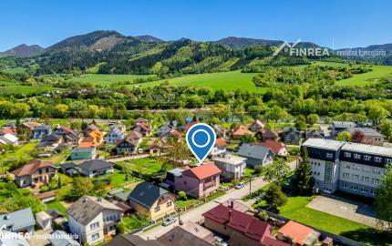 FINREA│Priestranný 7 izbový rodinný dom s 640m2 pozemkom – Strečno