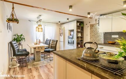 FINREA│Priestranný 7 izbový rodinný dom s 640m2 pozemkom – Strečno