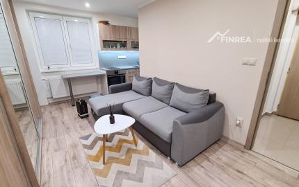 FINREA | Zariadená garsónka s internetom v skvelej lokalite - Bysterec