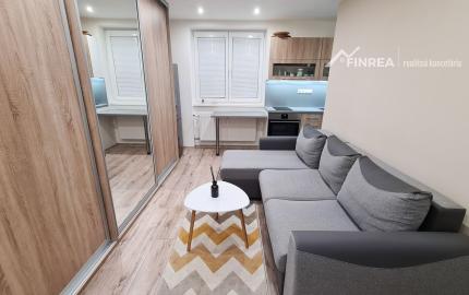 FINREA | Zariadená garsónka s internetom v skvelej lokalite - Bysterec