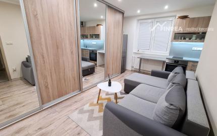 FINREA | Zariadená garsónka s internetom v skvelej lokalite - Bysterec