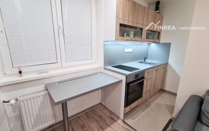 FINREA | Zariadená garsónka s internetom v skvelej lokalite - Bysterec