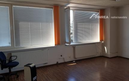 FINREA│PRENÁJOM Kancelárie v Martine 25m2