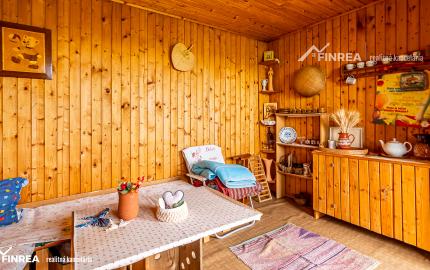 FINREA│Záhradka s útulnou chatkou ZO LIESKOVEC