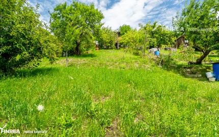 FINREA│Záhradka s útulnou chatkou ZO LIESKOVEC