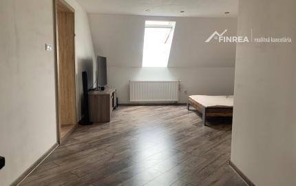 FINREA│LEN U NÁS – Rodinný dom v meste Turany