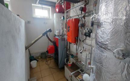 FINREA│Priestranný rodinný dom po čiastočnej rekonštrukcii - Hrboltová