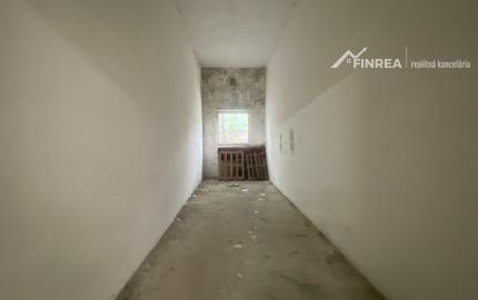 FINREA│ Prenájom skladovej haly – 1 320 m² Vrútky
