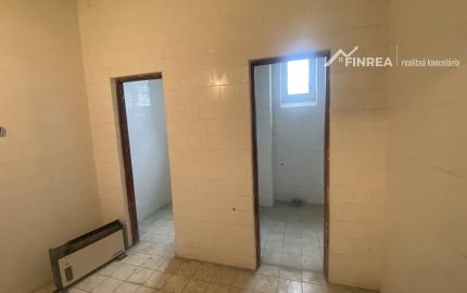 FINREA│ Prenájom skladovej haly – 1 320 m² Vrútky