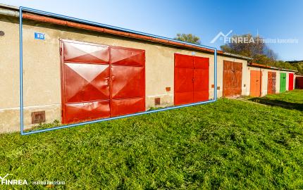 FINREA | Dvojgaráž v obci Istebné