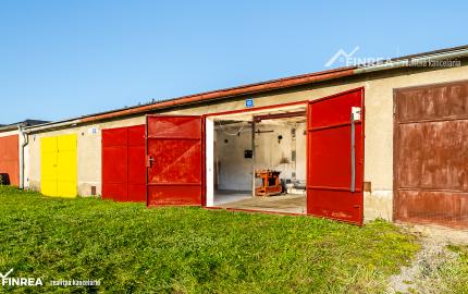FINREA | Dvojgaráž v obci Istebné