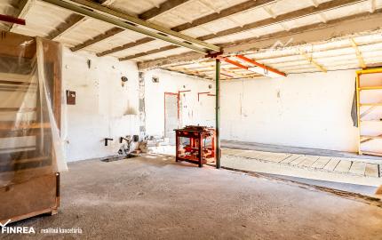 FINREA | Dvojgaráž v obci Istebné