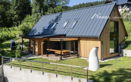 FINREA│PREDAJ Luxusná chata na Kubínskej Holi len 250m od lyžiarskeho strediska