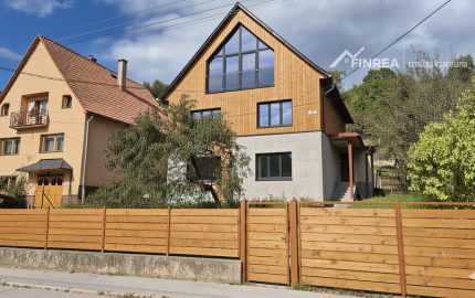 FINREA│Predaj rodinný dom na pozemku 1602 m² - Pov. Bystrica