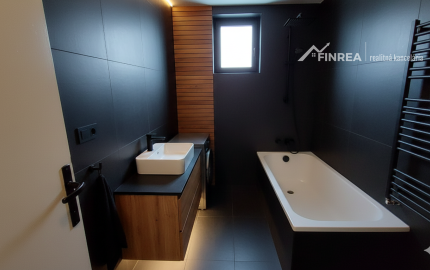 FINREA│Predaj rodinný dom na pozemku 1602 m² - Pov. Bystrica