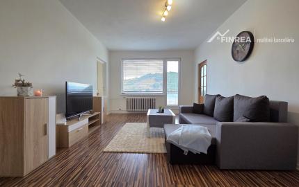 FINREA | Zariadený 2 izb. byt v centre mesta