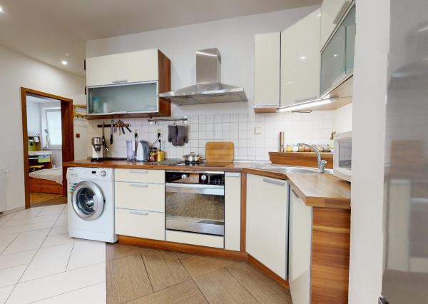 FINREA│3 izbový zariadený byt( 80m2 ) Vrútky-Centrum