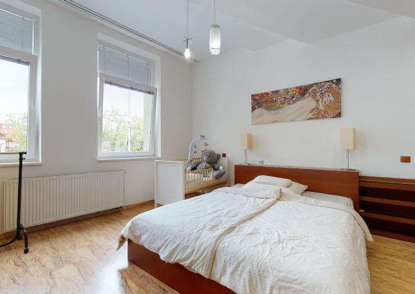 FINREA│3 izbový zariadený byt( 80m2 ) Vrútky-Centrum