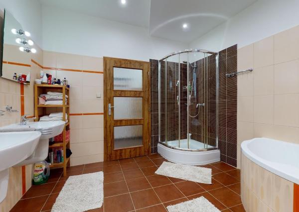 FINREA│3 izbový zariadený byt( 80m2 ) Vrútky-Centrum