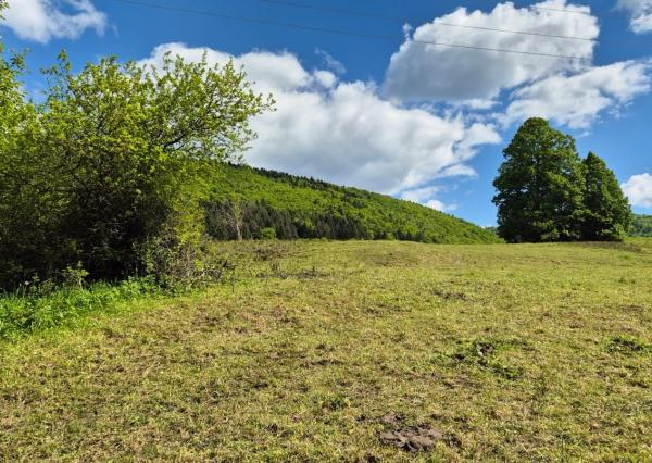 FINREA│Slnečný investičný pozemok (1009 m²) s výhľadom – Konské pri Martine