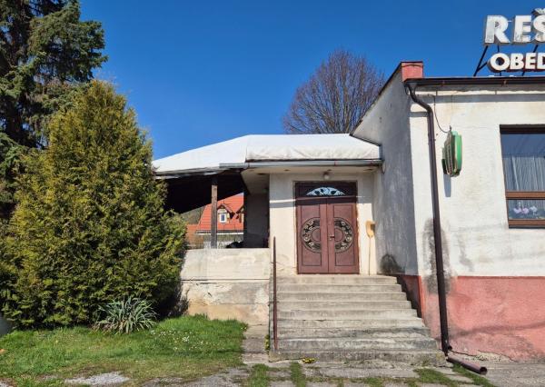 FINREA │ Reštaurácia s bytovou jednotkou a záhradou – Slovenské Pravno (blízko Martina a Turčianskych Teplíc)