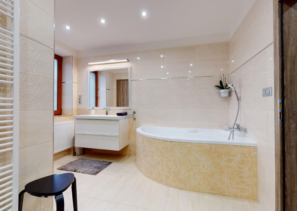 FINREA│3 izbový nadštandardný (105m2) byt Vrútky-Centrum