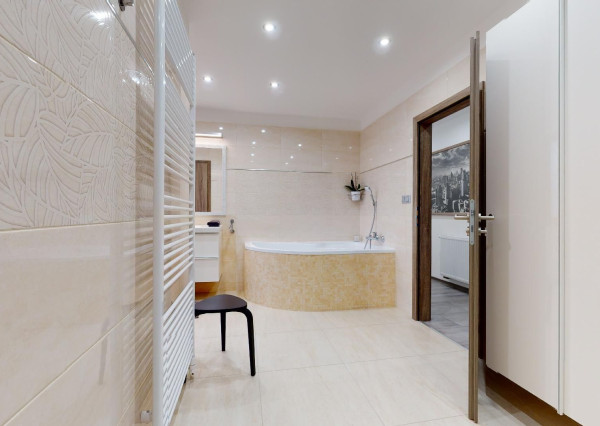 FINREA│3 izbový nadštandardný (105m2) byt Vrútky-Centrum