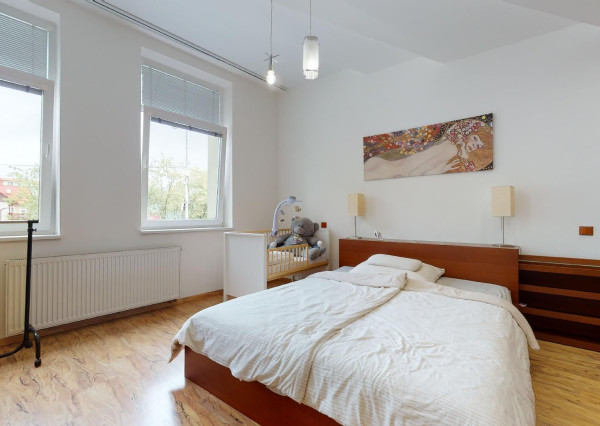 FINREA│3 izbový zariadený byt (79,5m2) Vrútky-Centrum