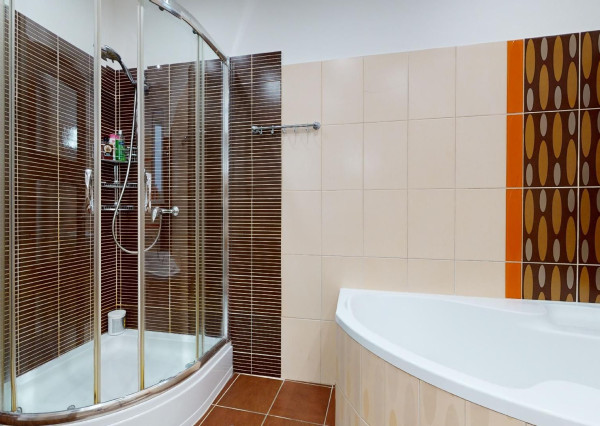 FINREA│3 izbový zariadený byt (79,5m2) Vrútky-Centrum