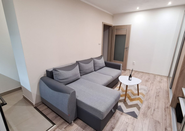 FINREA | Zariadená garsónka s internetom v skvelej lokalite - Bysterec