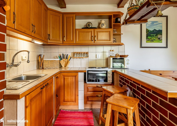 FINREA│Vidiecky dom na veľkorysom pozemku v Zázrivej