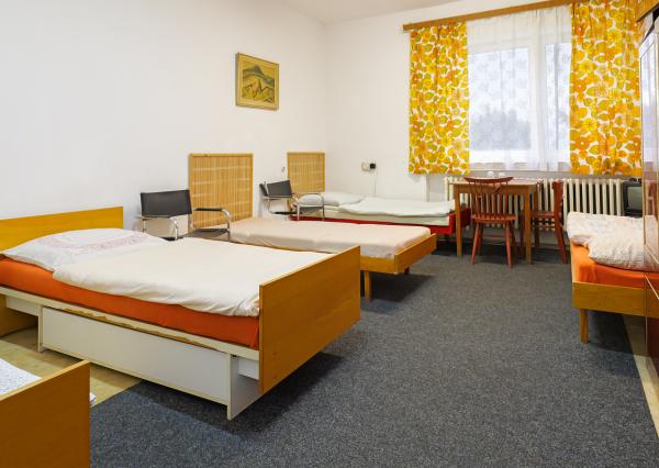 FINREA│ Areál s ubytovacím zariadením a prevádzkovými priestormi na pozemku 6550m2  Martin