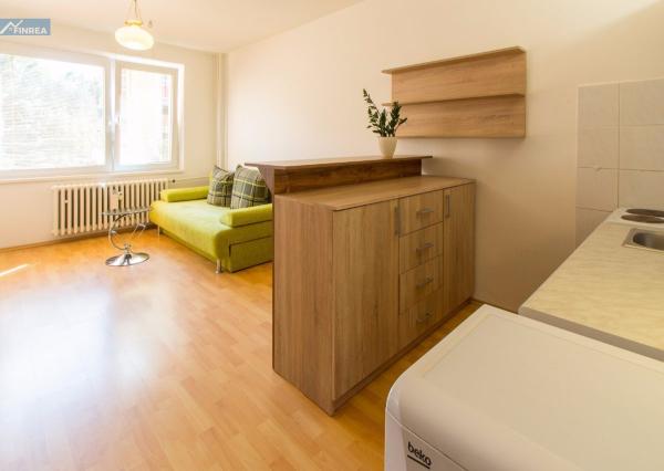 FINREA│Garsónka v tichej lokalite blízko centra - Matúškova