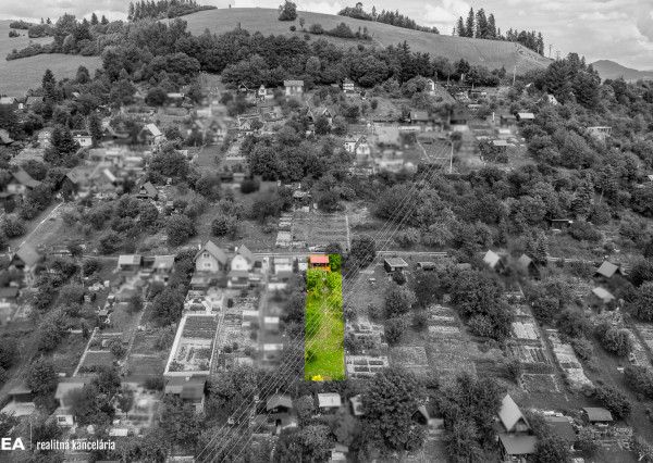 FINREA│Záhradka s útulnou chatkou ZO LIESKOVEC