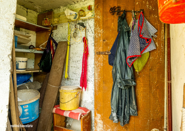 FINREA│Záhradka s útulnou chatkou ZO LIESKOVEC