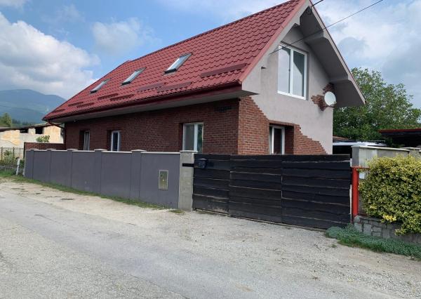 FINREA│LEN U NÁS – Rodinný dom v meste Turany