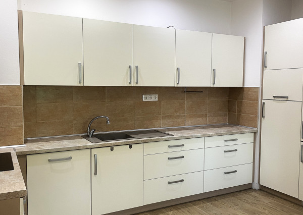 FINREA│ 2-izbový priestranný byt, 85m2 Martin-centrum