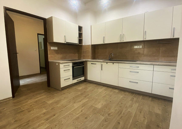 FINREA│ 2-izbový priestranný byt, 85m2 Martin-centrum