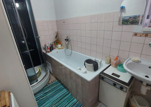 FINREA│Priestranný rodinný dom po čiastočnej rekonštrukcii - Hrboltová