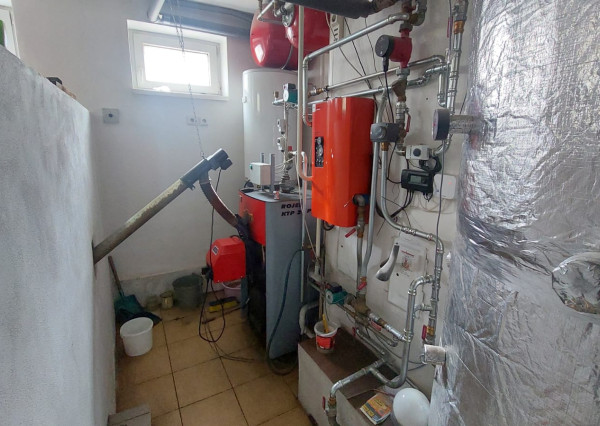 FINREA│Priestranný rodinný dom po čiastočnej rekonštrukcii - Hrboltová