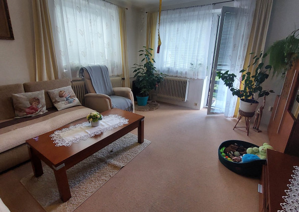 FINREA│Priestranný rodinný dom po čiastočnej rekonštrukcii - Hrboltová