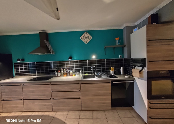 FINREA│3-izbový byt s terasou, predzáhradkou a parkovacím miestom – Lipovec, okres Martin, 111m2