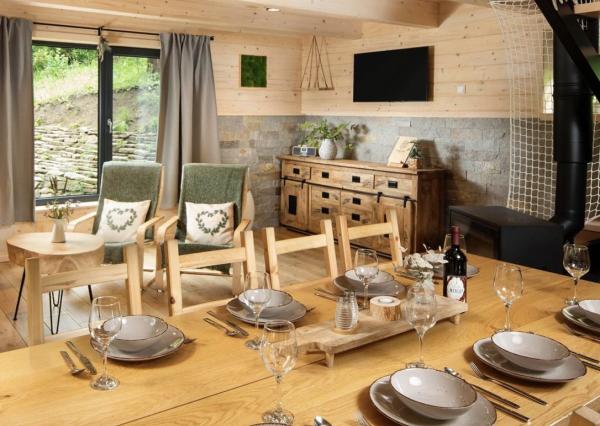 FINREA│PREDAJ Luxusná chata na Kubínskej Holi len 250m od lyžiarskeho strediska